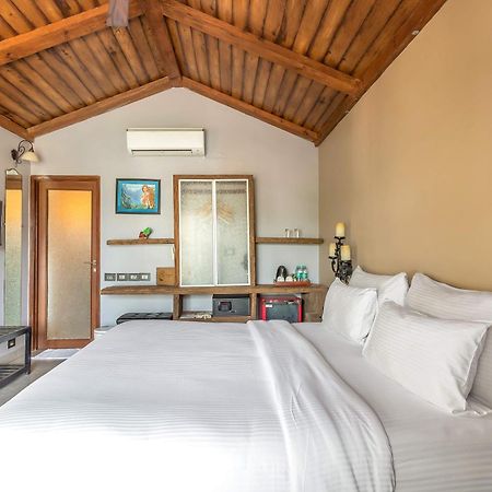 The Baga Beach Resort Екстер'єр фото