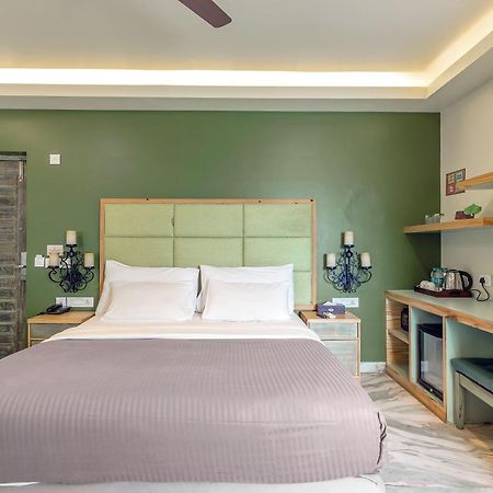The Baga Beach Resort Екстер'єр фото