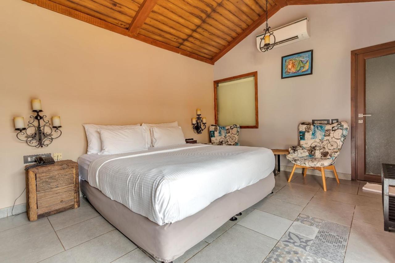 The Baga Beach Resort Екстер'єр фото