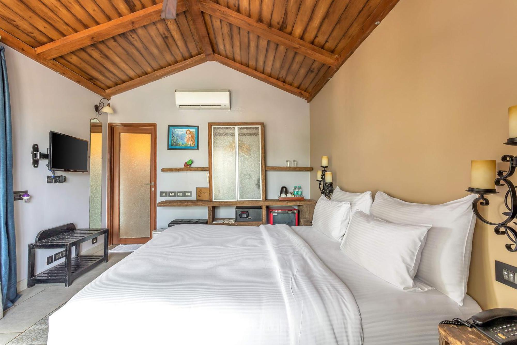 The Baga Beach Resort Екстер'єр фото
