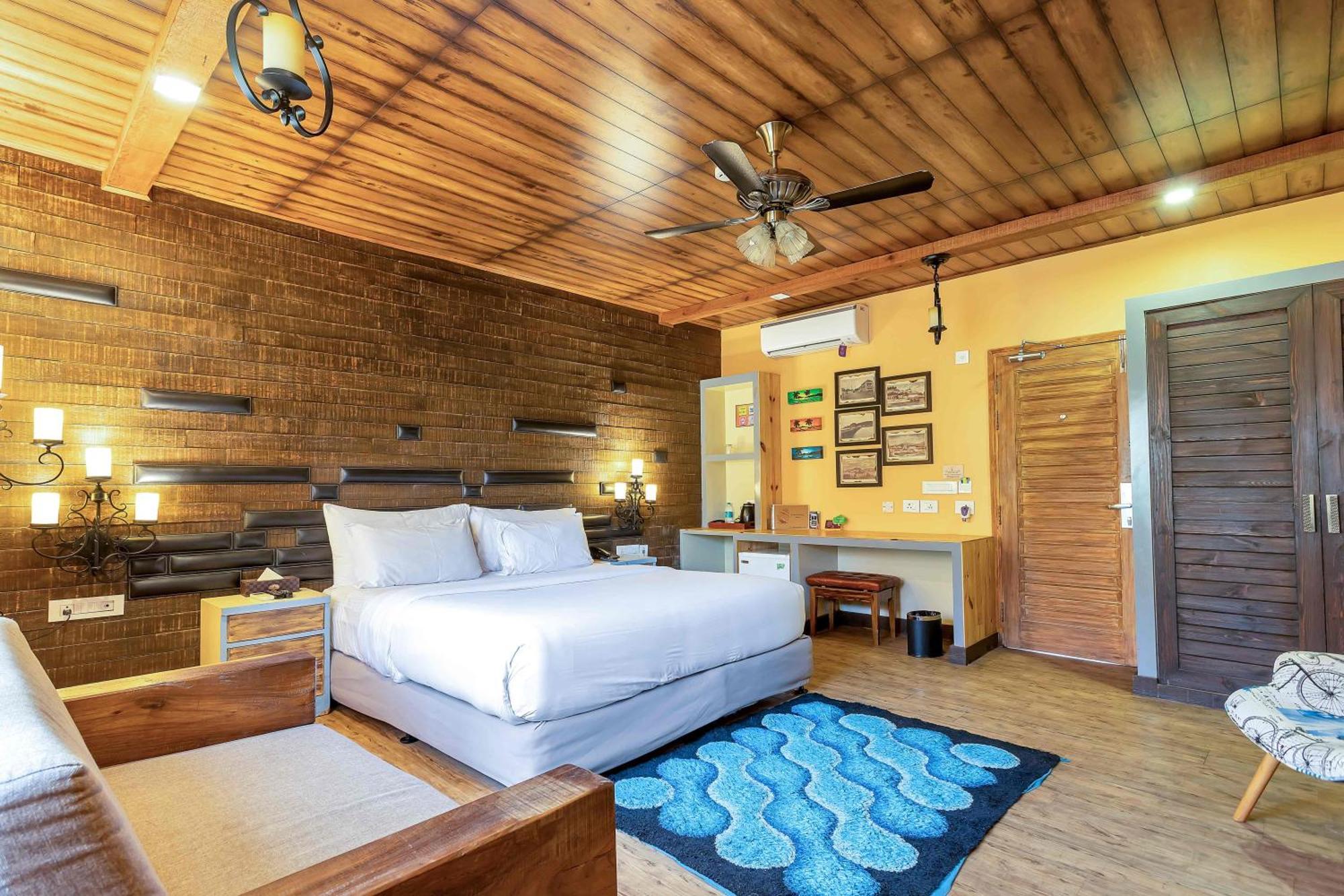 The Baga Beach Resort Екстер'єр фото