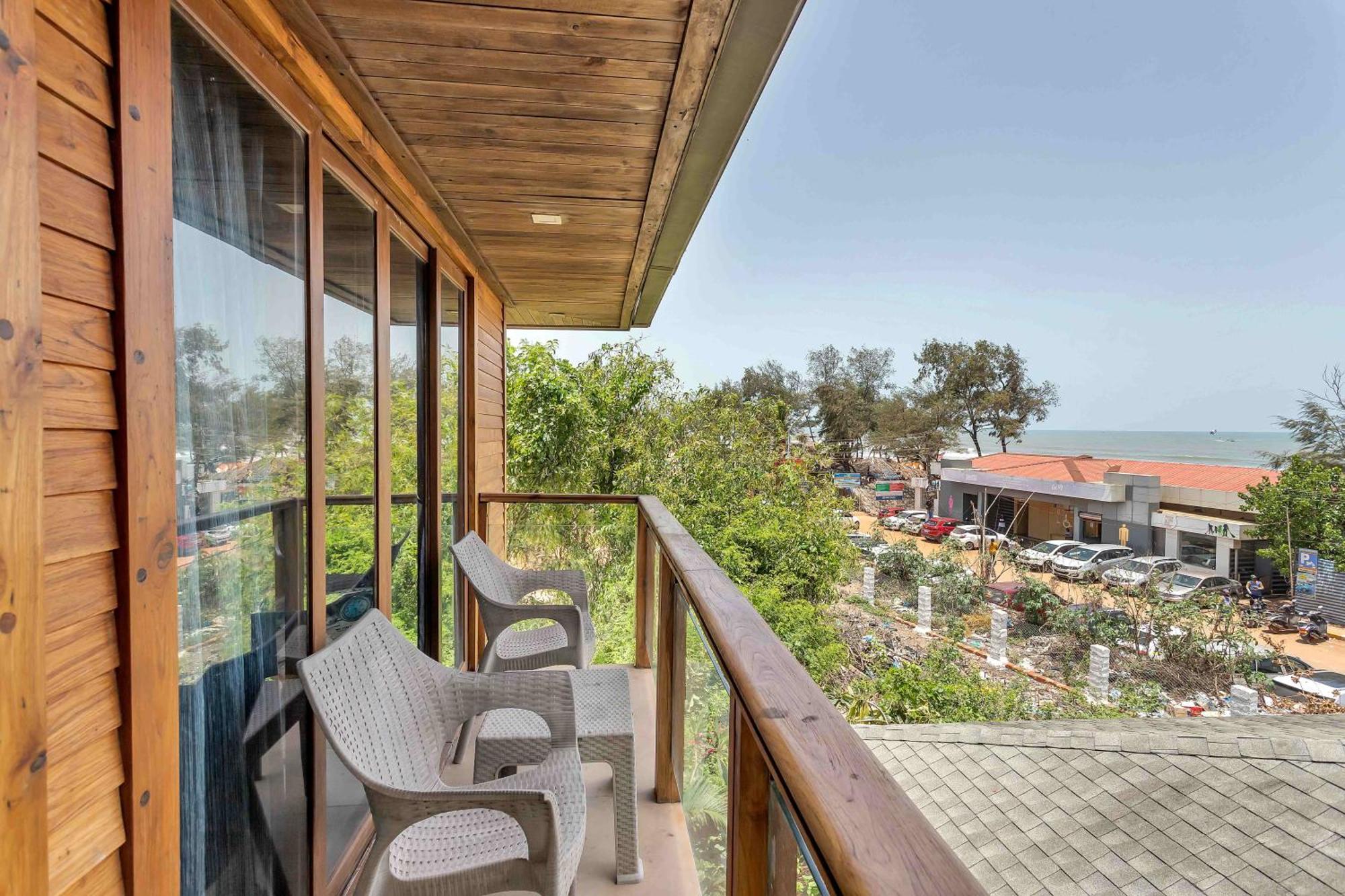 The Baga Beach Resort Екстер'єр фото