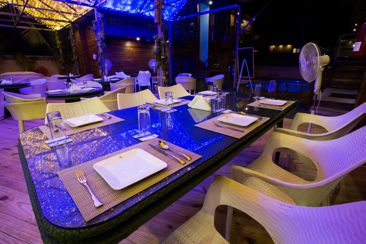 The Baga Beach Resort Екстер'єр фото
